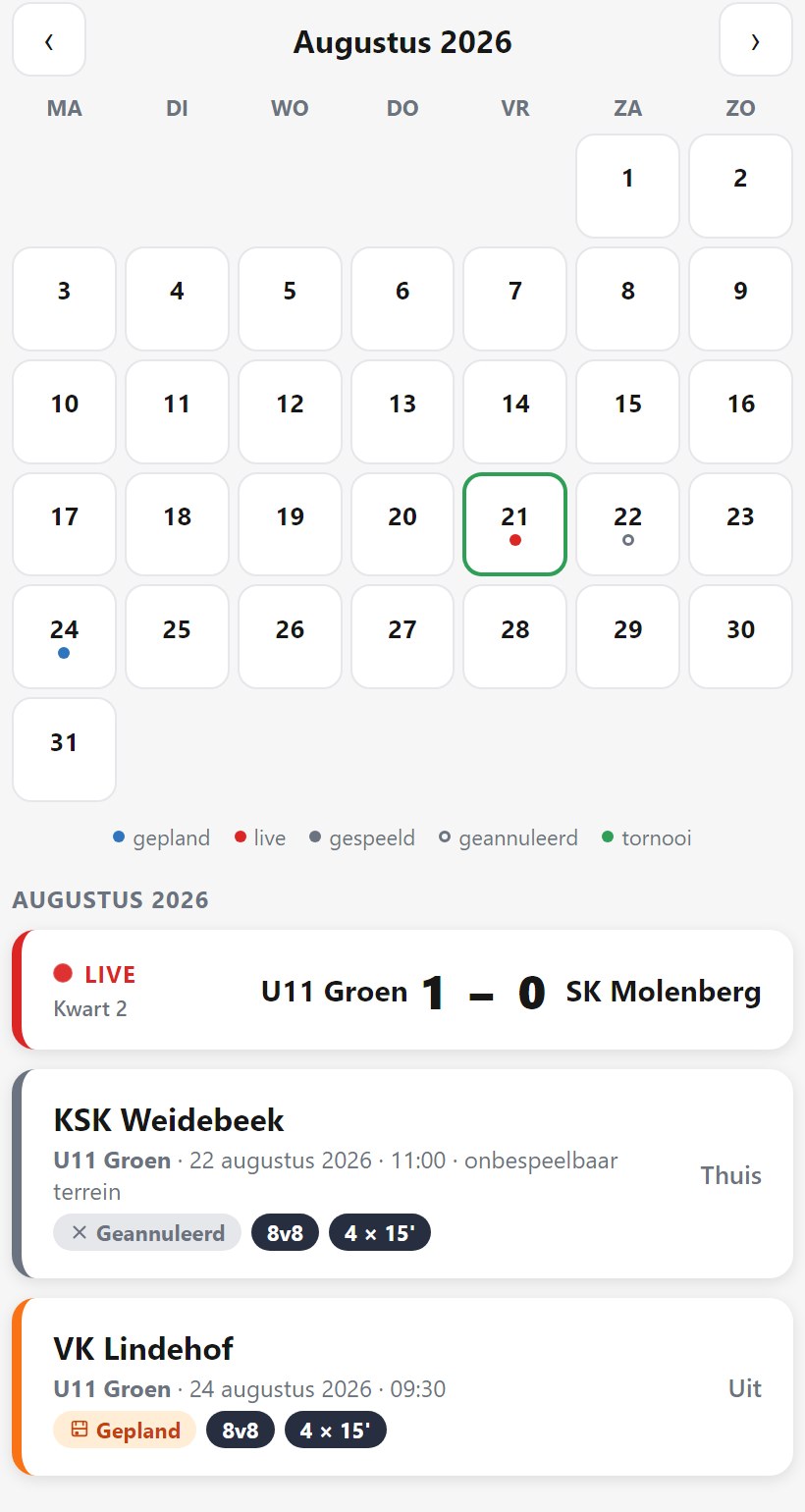 Maandkalender van augustus met per dag een gekleurde stip, en daaronder de wedstrijden van die maand